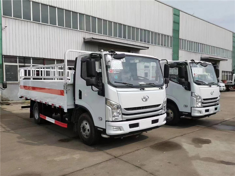 躍進(jìn)C500 4.2米（大額載）黃牌氣瓶運(yùn)輸車