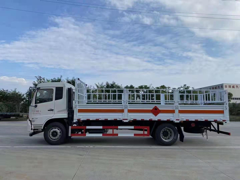 天錦6.2/6.6/6.8米(國六)氣瓶運輸車