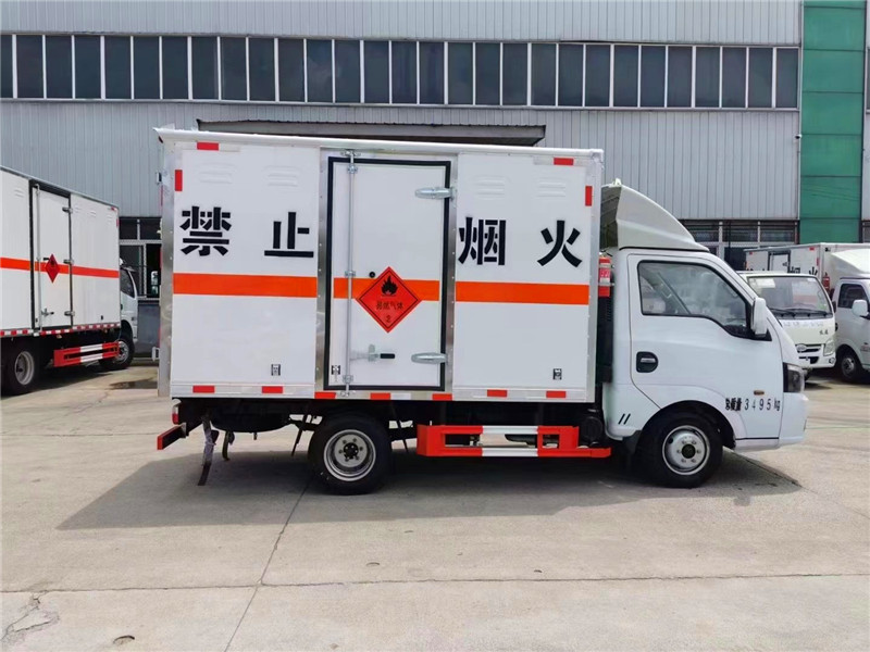 東風(fēng)途逸2.5/3.1米(藍(lán)牌汽油)國(guó)六