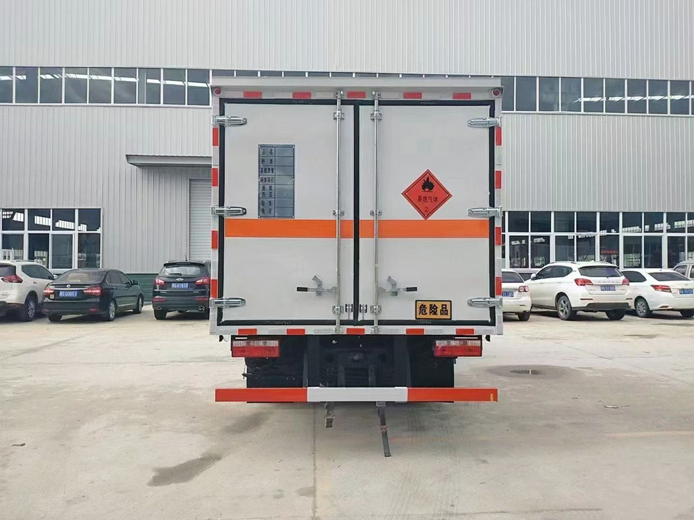 福田小卡3.3/3.68/3.8米(藍(lán)牌)國(guó)六