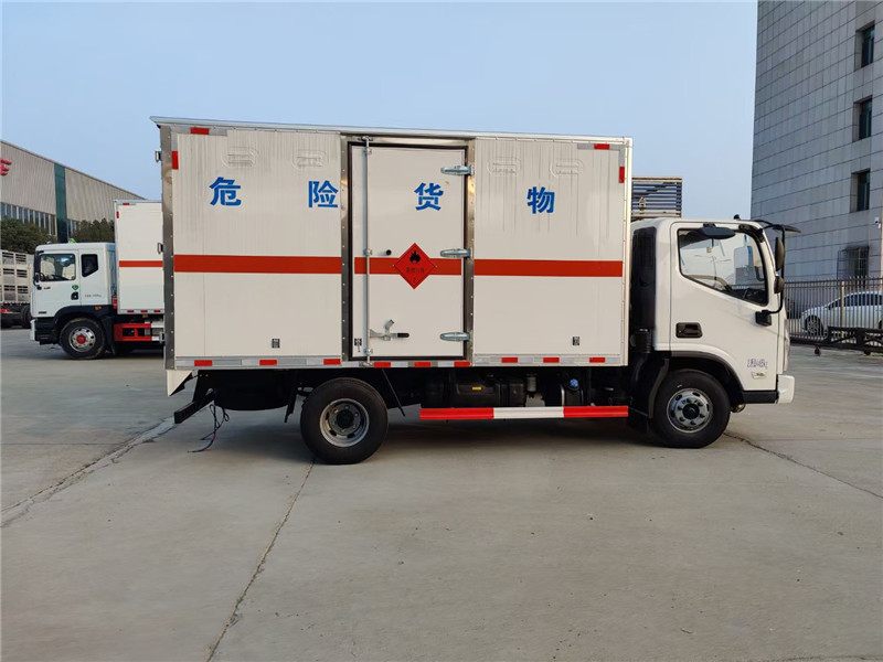 福田奧鈴4.2米（ 藍(lán)牌）國(guó)六