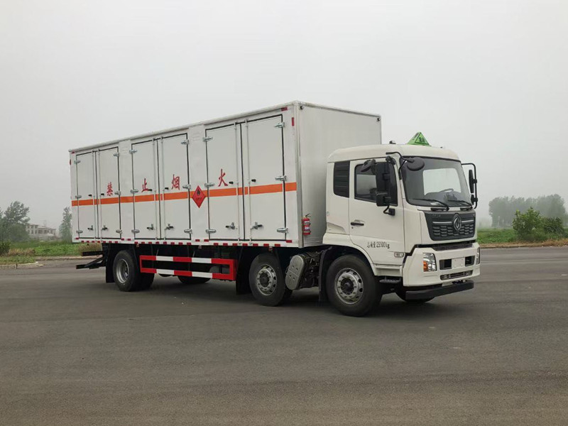 天錦小三軸 貨箱7.5/8.6/9.6米(國(guó)六)易燃?xì)怏w廂式車