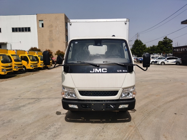 江鈴順達(dá)4.2米(藍(lán)牌)1類國六爆破器材運輸車