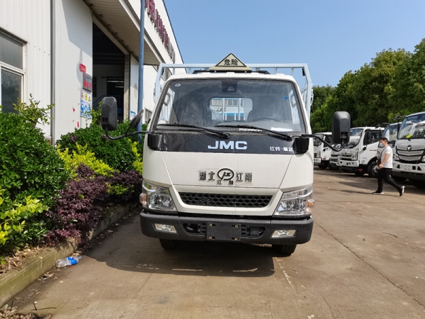 江鈴4.2米（藍牌）氣瓶運輸車國六